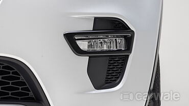 Discontinued Land Rover Discovery Sport 2018 Fog Lamps