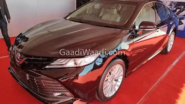New-gen Toyota Camry arrives at dealerships