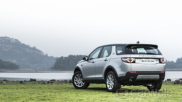 Discontinued Land Rover Discovery Sport 2018 Front View