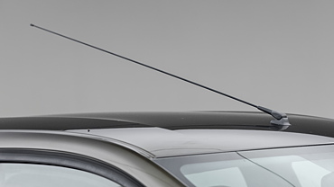 Kwid antenna deals price