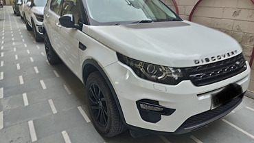 Land Rover Discovery Sport Image