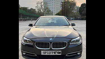 BMW 5-Series Image