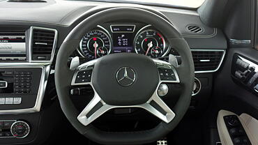 Mercedes-Benz M-Class Interior
