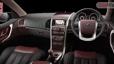 Discontinued Mahindra XUV500 2011 Interior