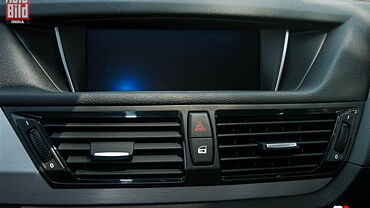Discontinued BMW X1 2013 Dashboard