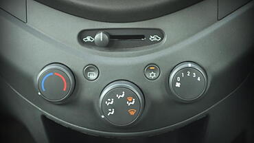 Discontinued Chevrolet Beat 2014 AC Console