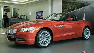 Discontinued BMW Z4 2013 Left Front Three Quarter