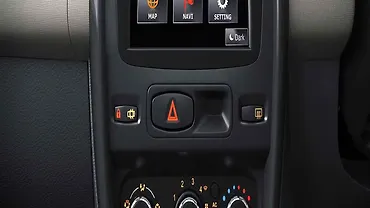 renault duster music system price
