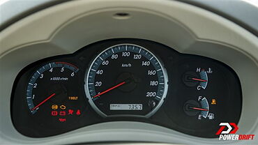 Discontinued Toyota Innova 2013 Instrument Panel