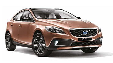 Volvo V40 Cross Country [2013-2016] Right Front Three Quarter