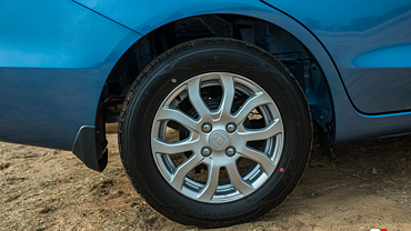 Discontinued Honda Amaze 2013 Wheels-Tyres