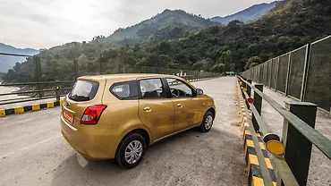 GO+ Left Side Image, GO+ Photos in India - CarWale