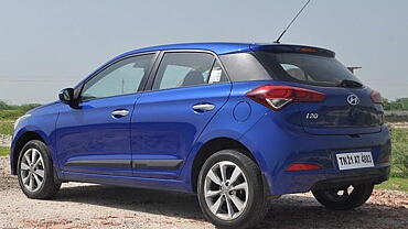 Hyundai Elite i20 [2014-2015] Right Rear Three Quarter