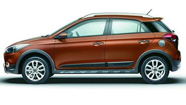 Discontinued Hyundai i20 Active 2015 Left Side View