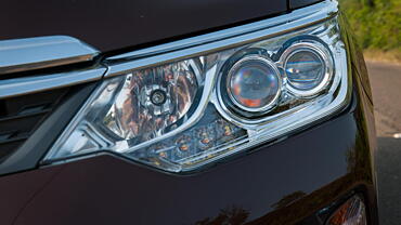 Discontinued Toyota Camry 2015 Headlamps