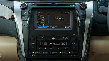 Toyota Camry [2015-2019] Interior