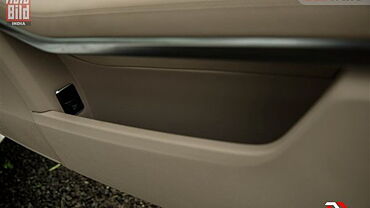 Discontinued Mercedes-Benz E-Class 2013 Door