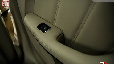 Discontinued Mercedes-Benz E-Class 2013 Rear View