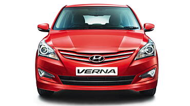 Discontinued Hyundai Fluidic Verna 4S 2015 Front View