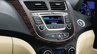 Discontinued Hyundai Fluidic Verna 4S 2015 Interior
