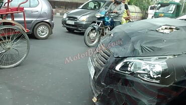 Maruti Suzuki Ciaz spied testing again