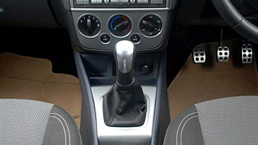 Ford Fiesta [2008-2011] Dashboard