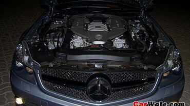 Mercedes-Benz SL Engine Bay