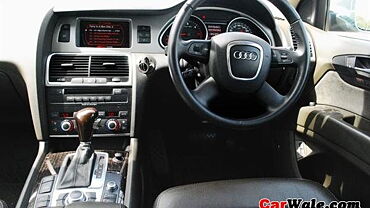 Discontinued Audi Q7 2015 Steering Wheel