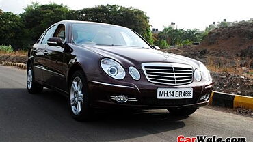 Discontinued Mercedes-Benz E-Class 2013 Front View