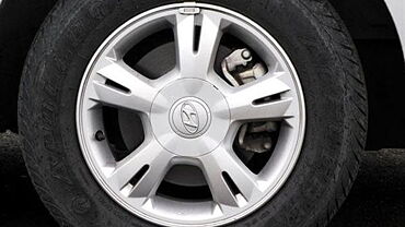 Hyundai i20 [2008-2010] Wheels-Tyres