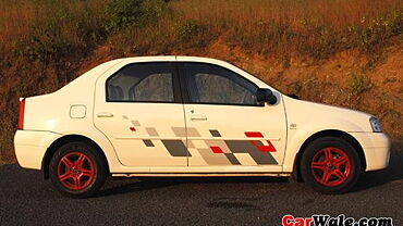 Mahindra-Renault Logan [2009-2011] Left Side View