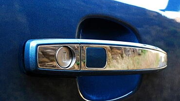 Chevrolet Cruze [2009-2012] Door Handles