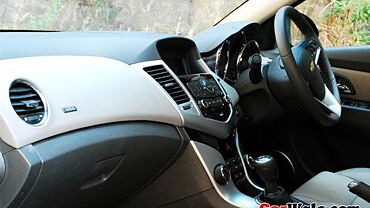 Chevrolet Cruze [2009-2012] Interior