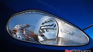 Fiat Punto [2011-2014] Headlamps