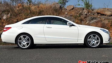 Discontinued Mercedes-Benz E-Class 2013 Left Side View