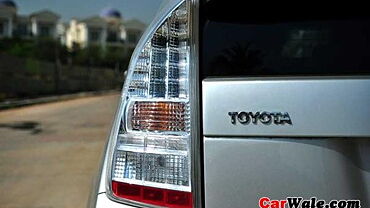 Discontinued Toyota Prius 2009 Tail Lamps