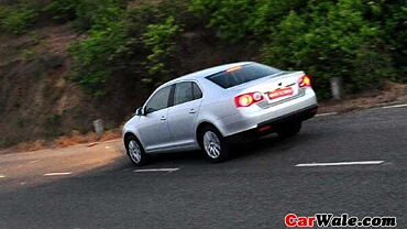 Discontinued Volkswagen Jetta 2008 Left Rear Three Quarter