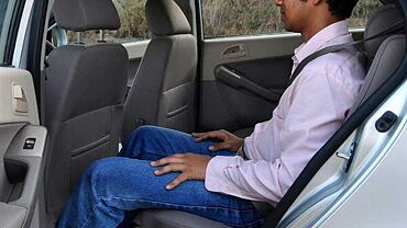 Tata Indica Vista [2012-2014] Rear Seat Space