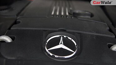 Mercedes-Benz C-Class [2011-2014] Engine Bay