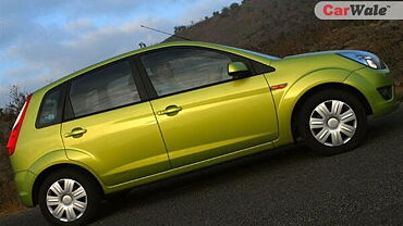 Chevrolet Beat [2009-2011] Left Side View
