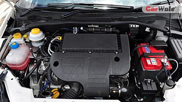 Fiat Punto [2011-2014] Engine Bay