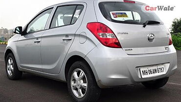 Hyundai i20 [2010-2012] Left Rear Three Quarter