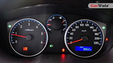 Hyundai i20 [2010-2012] Instrument Panel