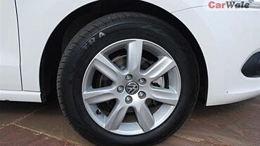 Volkswagen Vento [2012-2014] Wheels-Tyres