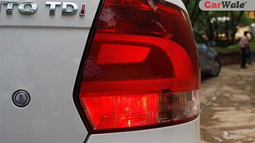 Volkswagen Vento [2012-2014] Tail Lamps