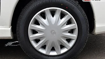 Indigo CS 2008 2011 Wheels Tyres Image Indigo CS 2008 2011 Photos in India CarWale