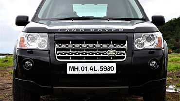 Land Rover Freelander 2 Front View