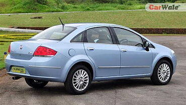 Fiat Linea [2008-2011] Left Rear Three Quarter