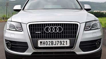 Discontinued Audi Q5 2013 Front View