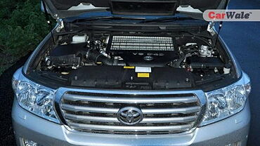 Toyota Land Cruiser [2009-2011] Engine Bay